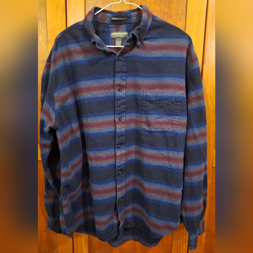 🦬JOHN BARTLETT CONSENSUS long sleeve button-down flannel shirt. Size XL